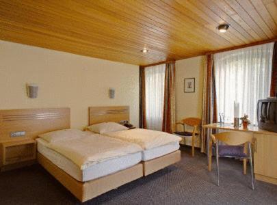 Gasthof Kocherbaehnle Gmbh Gaildorf Экстерьер фото